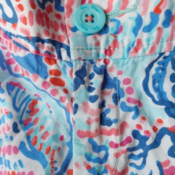 Lilly Pulitzer Walsh Shorts size 2 - Picture 3 of 7